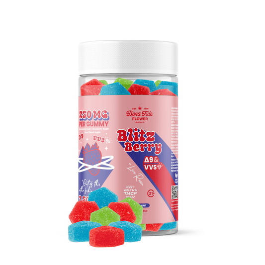 D9 & VVS DIAMONDS • 250MG VEGAN GUMMIES • BLITZ BERRY
